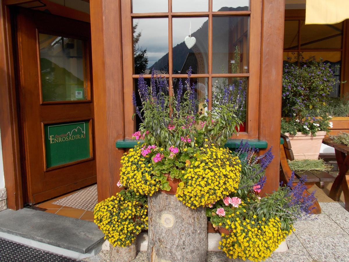 Sporthotel Enrosadira Campitello di Fassa Bagian luar foto